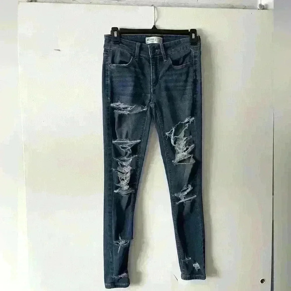 Mudd Denim - Ripped Skinny Jeans